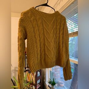 Small mustard sweater